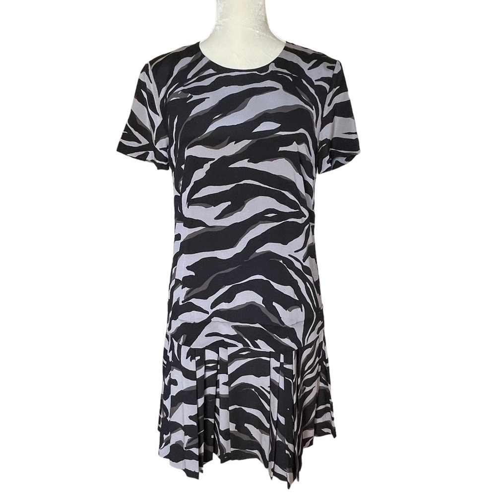 DKNY Women’s Zebra Animal Print Pleated Dress Size S Drop Waist Black Gray